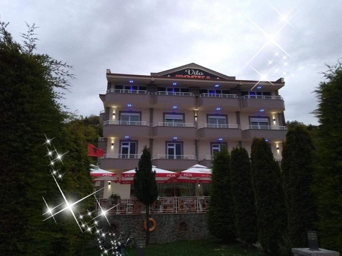 Hotel Vila Toska Piskupat Esterno foto