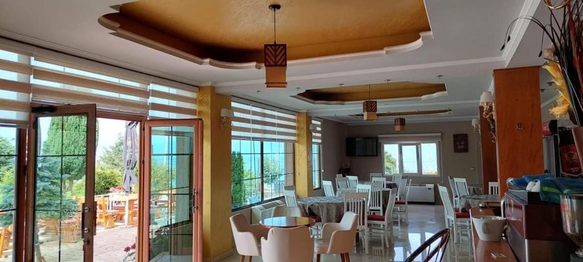 Hotel Vila Toska Piskupat Esterno foto