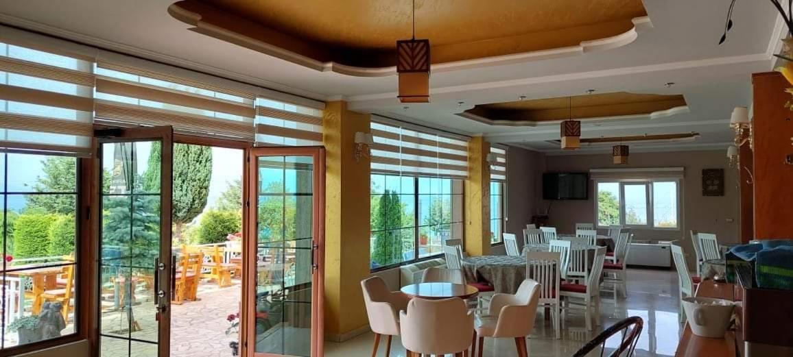 Hotel Vila Toska Piskupat Esterno foto