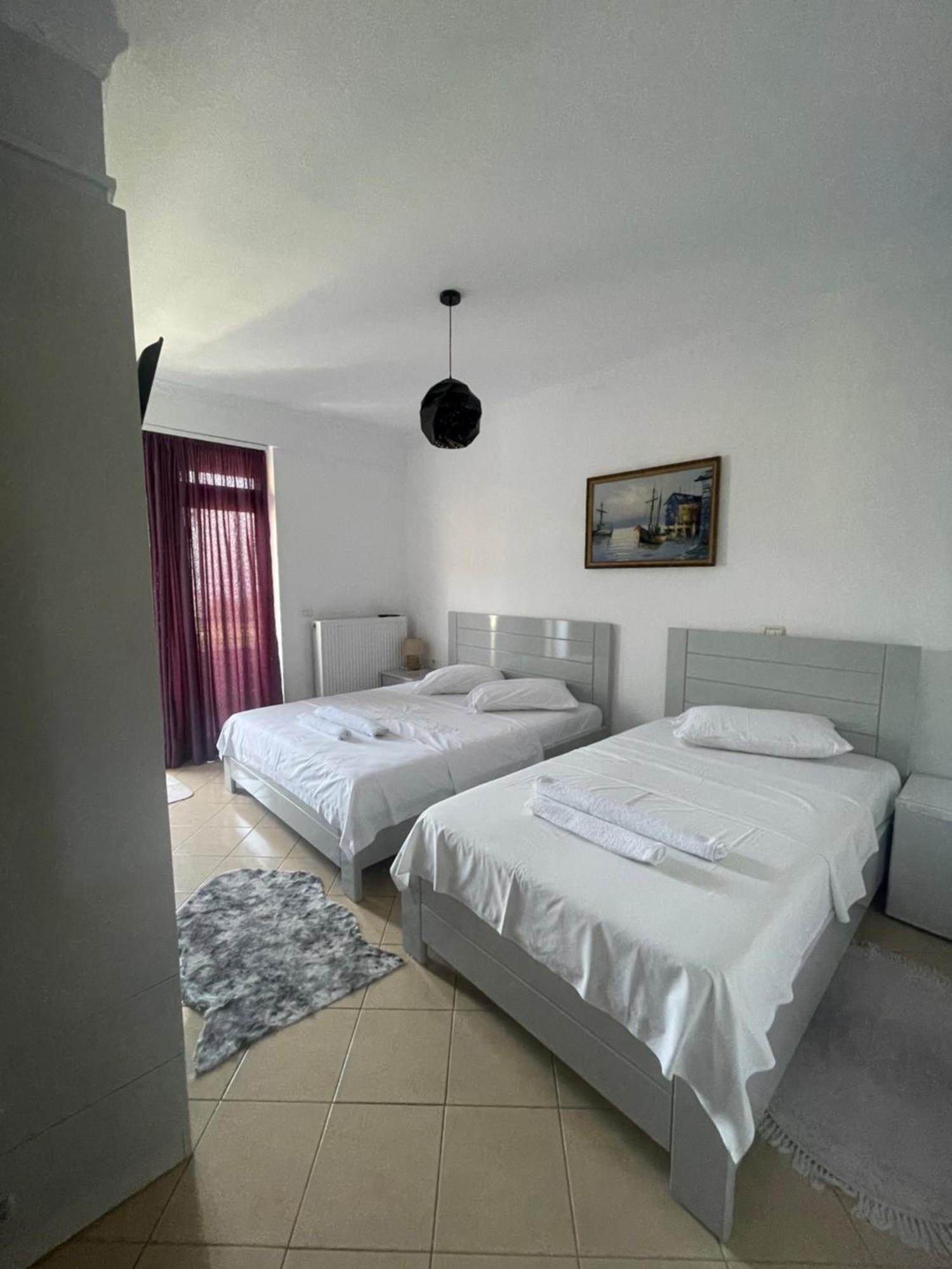 Hotel Vila Toska Piskupat Esterno foto