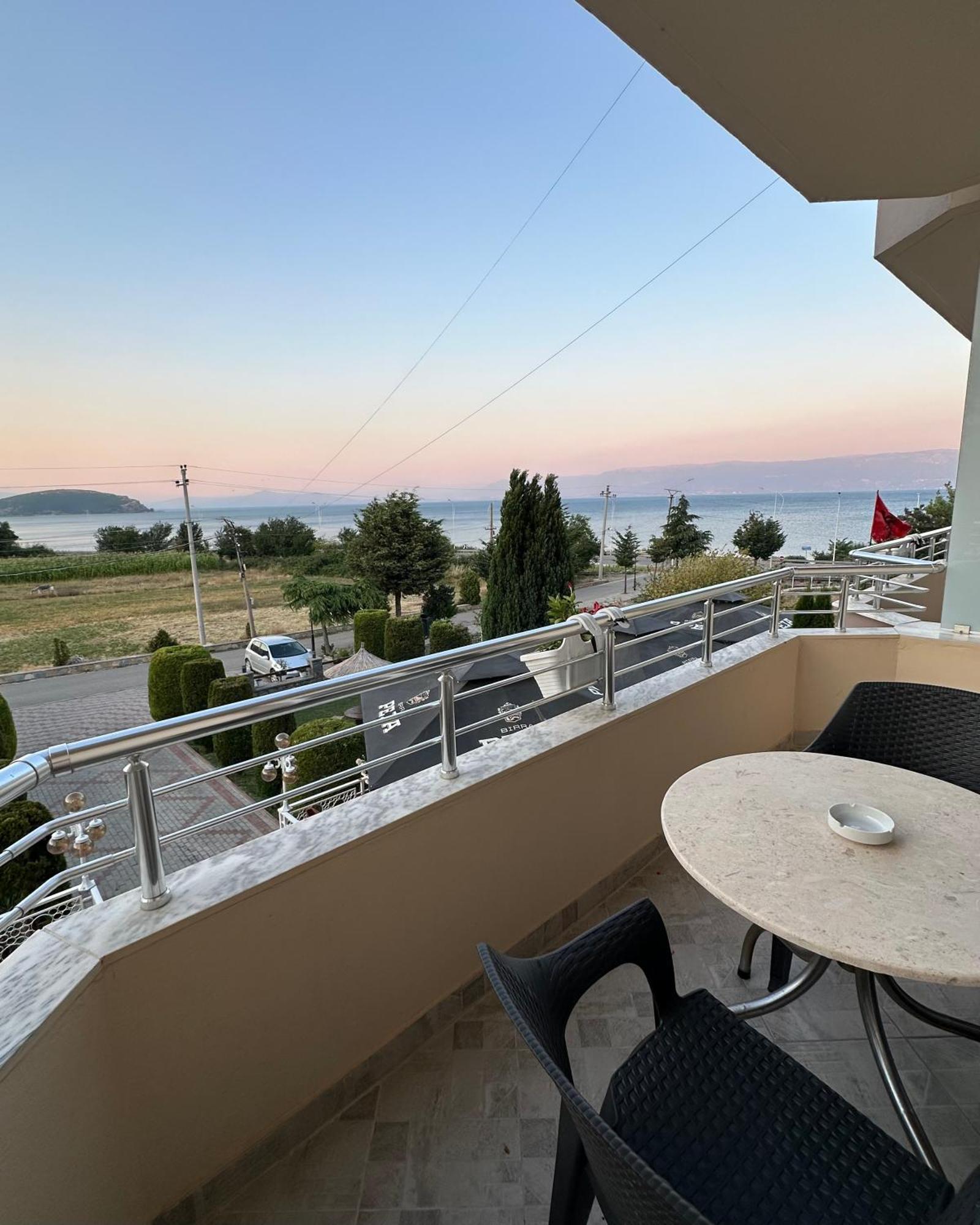 Hotel Vila Toska Piskupat Esterno foto